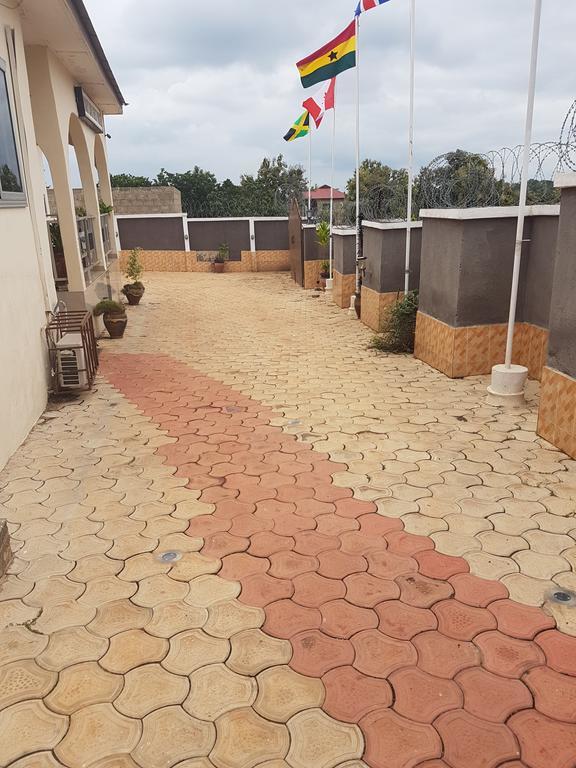 Maryland Guest House Sunyani Екстер'єр фото